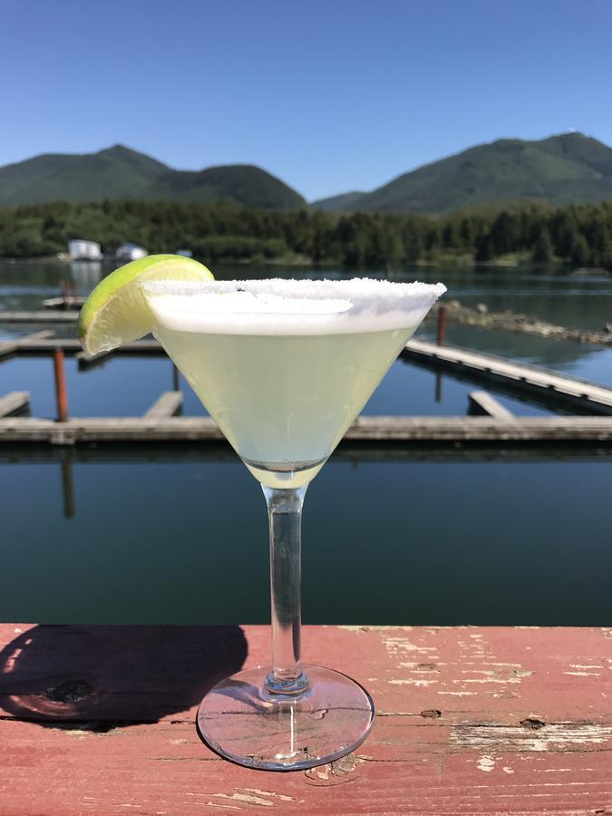 Island West Resort-Motel Ucluelet Dış mekan fotoğraf